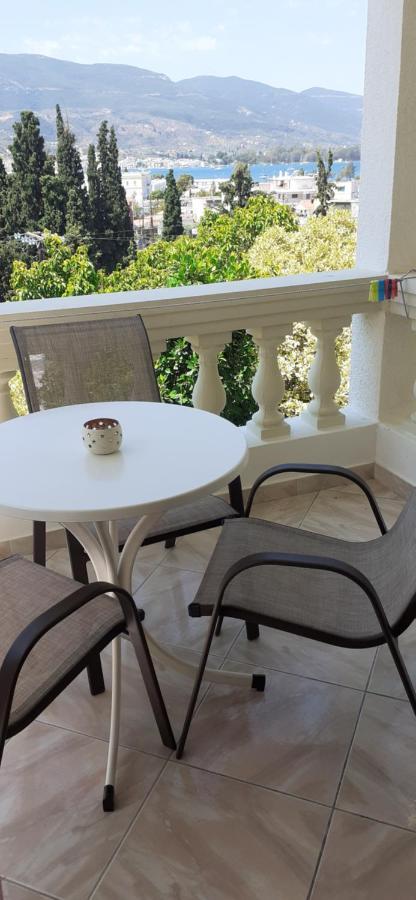 To Spiti Tis Eirinis Apartment Poros Town Exterior photo