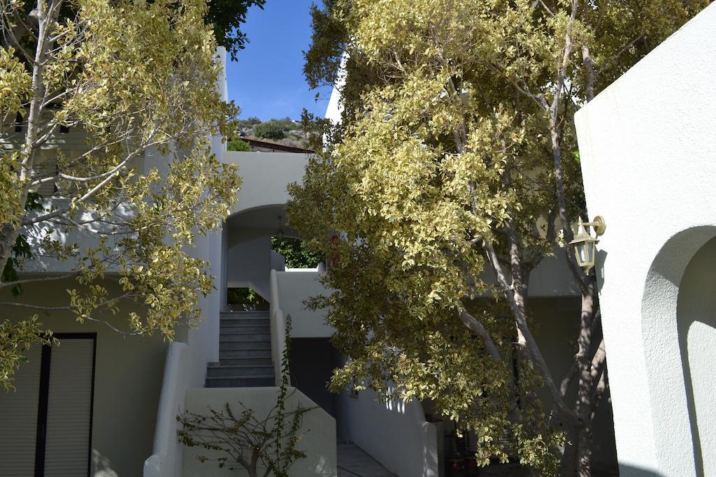 To Spiti Tis Eirinis Apartment Poros Town Exterior photo